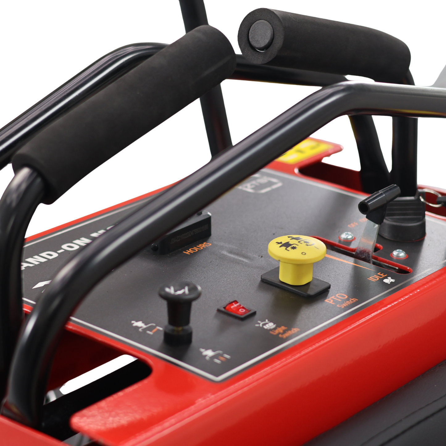 Tondeuse autoportée LEZARD S127 Briggs&Stratton 27CV 810cc 127cm conducteur debout Stand On