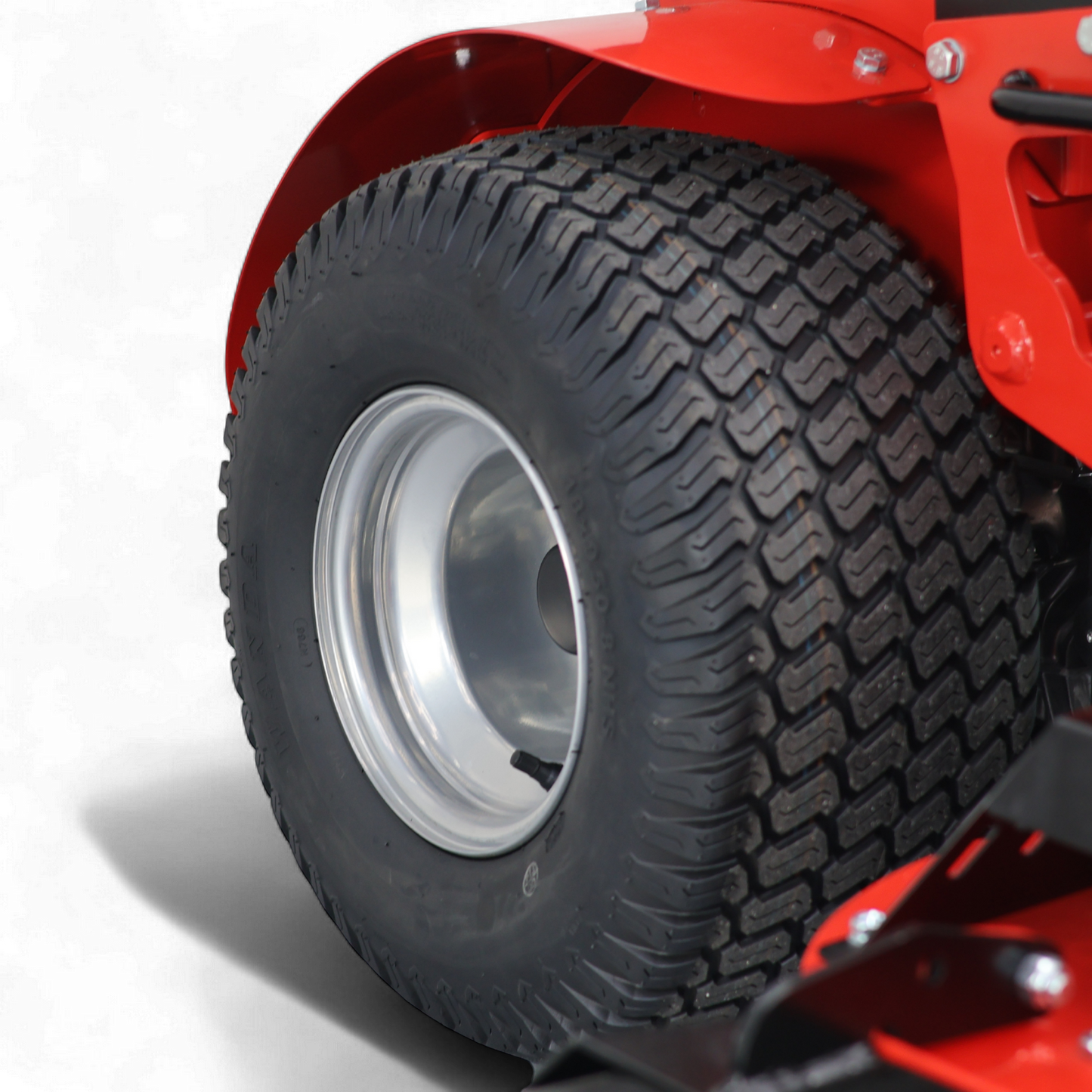 Tondeuse autoportée LEZARD S127 Briggs&Stratton 27CV 810cc 127cm conducteur debout Stand On