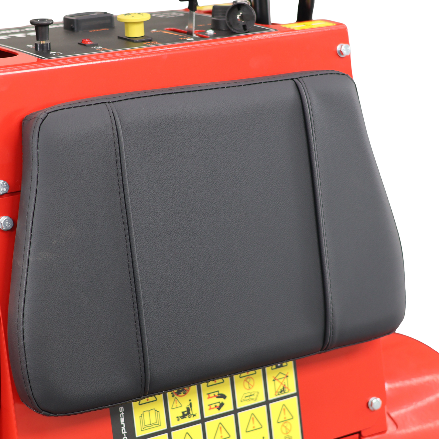 Tondeuse autoportée LEZARD S127 Briggs&Stratton 27CV 810cc 127cm conducteur debout Stand On
