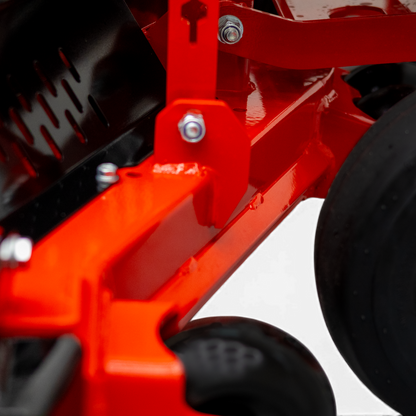 Tondeuse autoportée à conducteur debout LEZARD S127 24CV 127cm Stand On