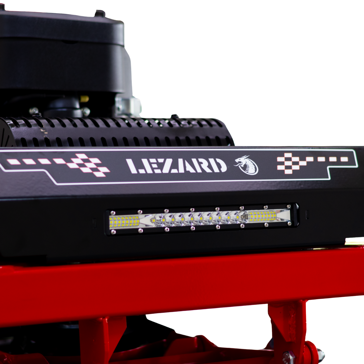 Tondeuse autoportée LEZARD S107 conducteur debout 24CV 107cm Stand On