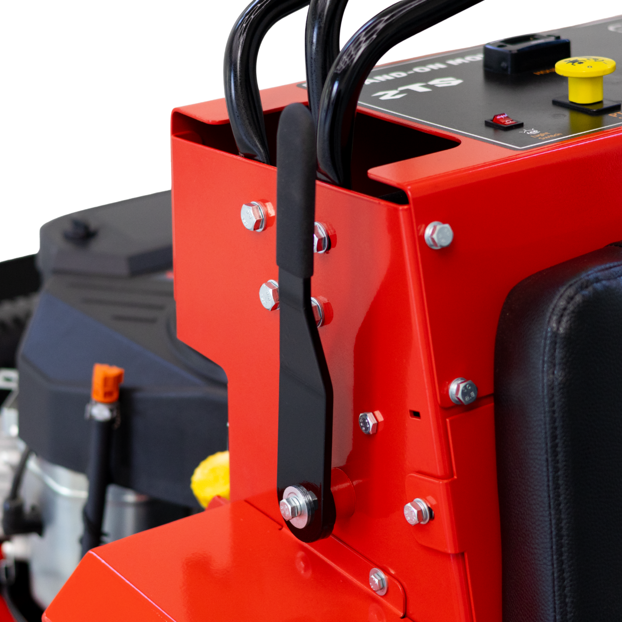 Tondeuse autoportée LEZARD S92 conducteur debout 24CV 92cm Stand On