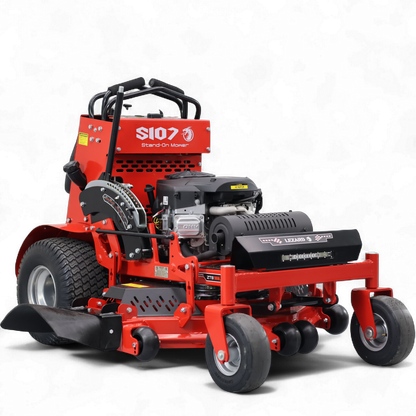 Tondeuse autoportée LEZARD S107 conducteur debout 27cv Briggs&Stratton 810cc 107cm Stand On