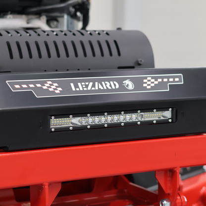 Tondeuse autoportée LEZARD S127 Briggs&Stratton 27CV 810cc 127cm conducteur debout Stand On
